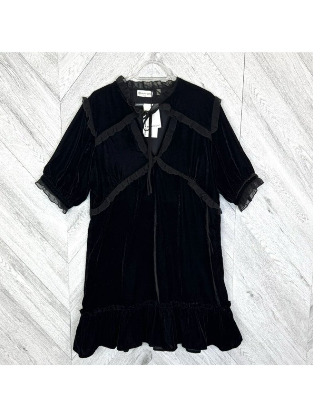 Point Zero Diana Dress Black Velvet Victorian Babydoll Ruffles Size XL New NWT - Picture 2 of 7